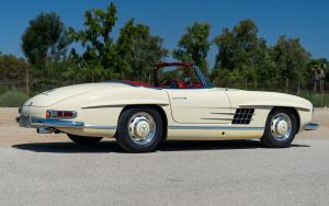 Mercedes-Benz 300 SL Roadster 1961 года  (NA)